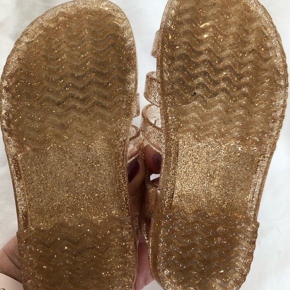 Gold sparkly jelly sandals size 6 - Picture 3 of 3
